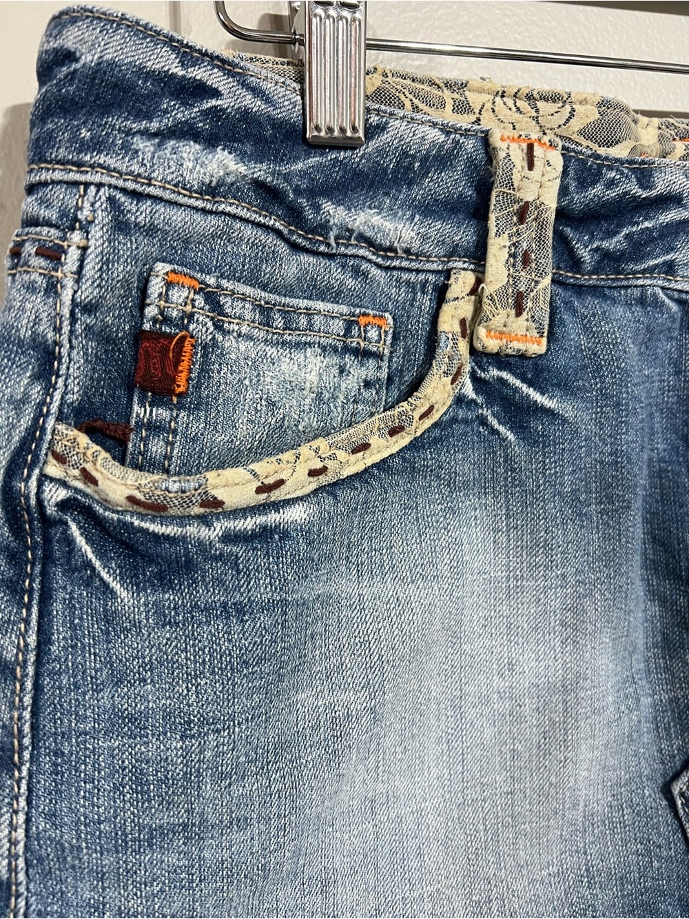 Miss Me Y2K Low Rise Contrast Stitch Frayed Hem Denim Mini Skirt Size Medium - Picture 6 of 9